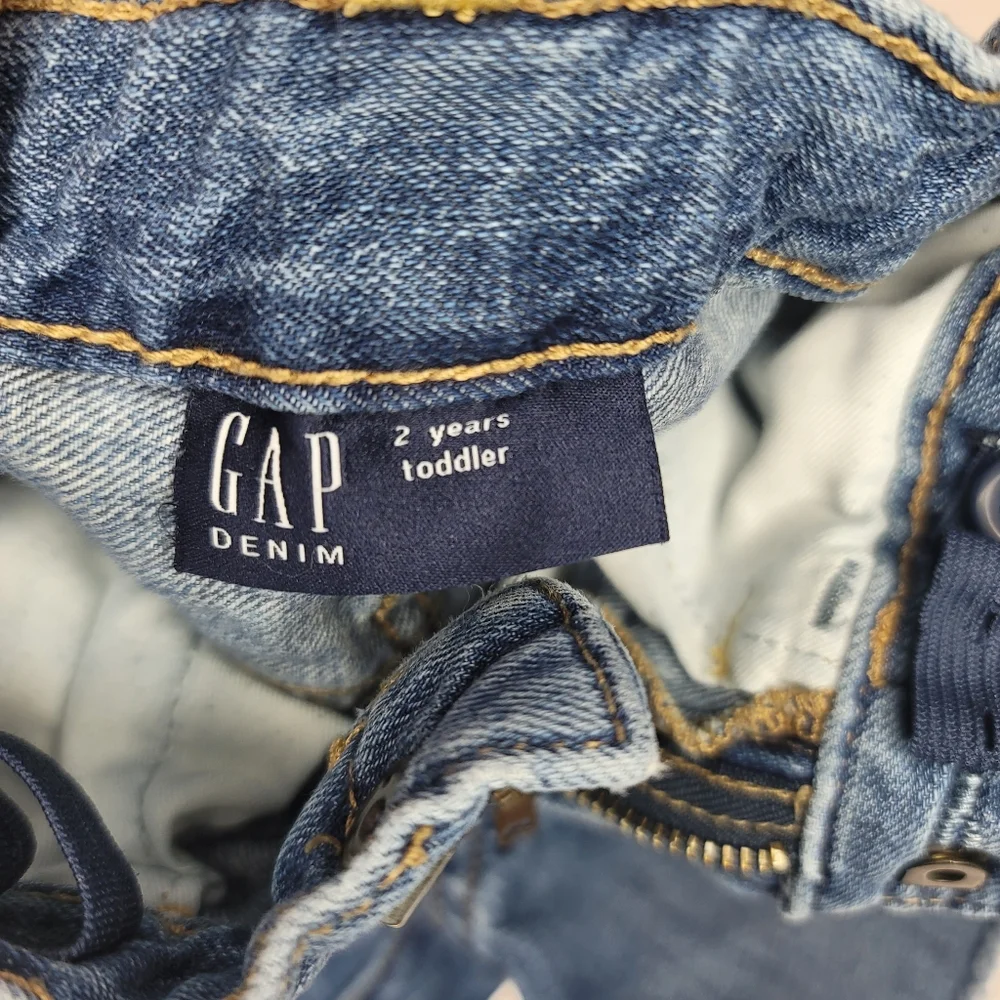 GAP Denim Shorts Size 2 Toddler